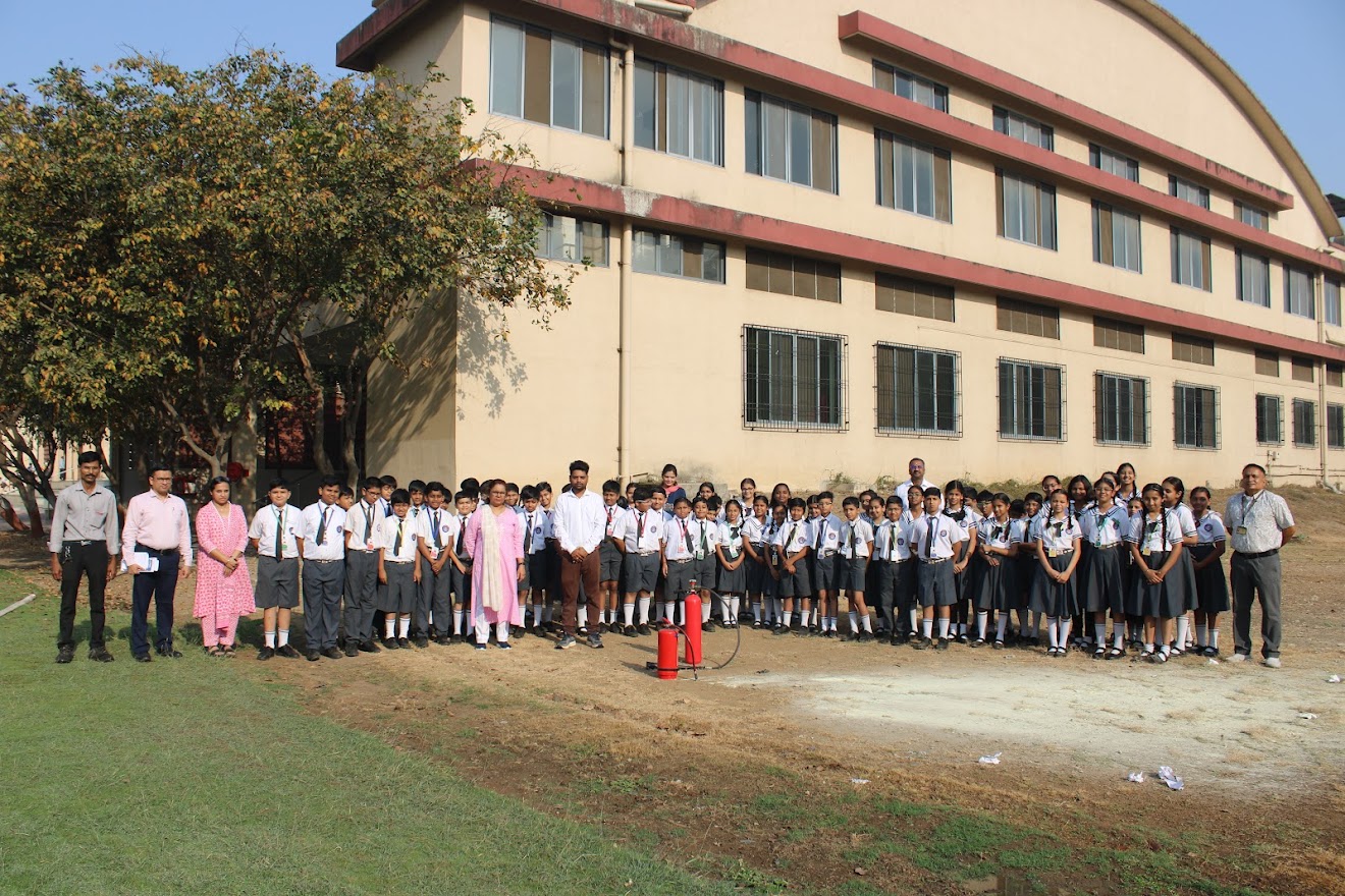 Demo for usage of fire-Extinguisher-(24-2-26)